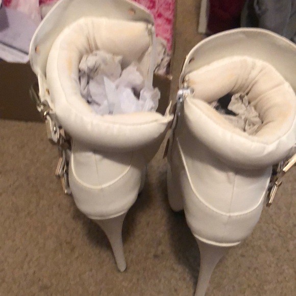 White privileged dragonar platform boots - Picture 7 of 8